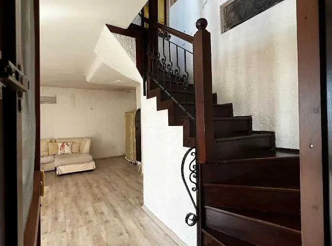 Escape To History In A Stunning Stone House With Garden And Sea View In The Heart Of Alanya