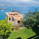 Escape To History In A Stunning Stone House With Garden And Sea View In The Heart Of Αλάνια