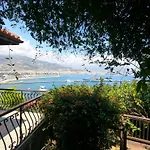 וילה Escape To History In A Stunning Stone House With Garden And Sea View In The Heart Of