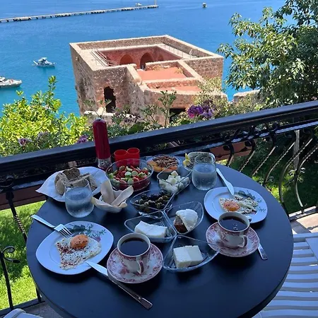 Villa Escape To History In A Stunning Stone House With Garden And Sea View In The Heart Of *