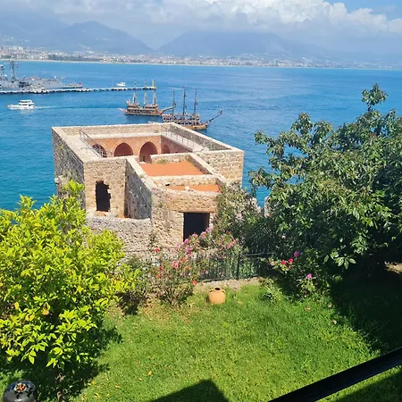 Escape To History In A Stunning Stone House With Garden And Sea View In The Heart Of Alanya