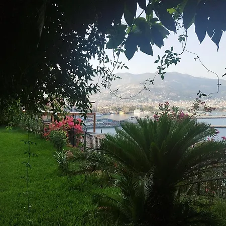 Escape To History In A Stunning Stone House With Garden And Sea View In The Heart Of Alanya