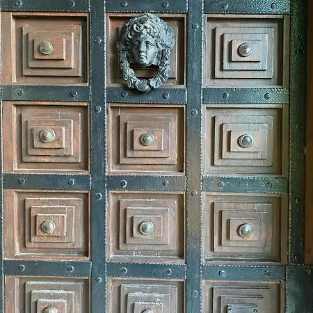 Escape To History In A Stunning Stone House With Garden And Sea View In The Heart Of Villa Alanya