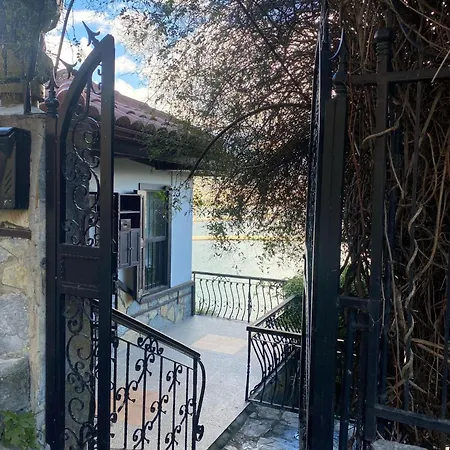 Escape To History In A Stunning Stone House With Garden And Sea View In The Heart Of Alanya