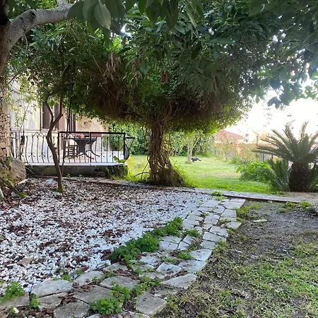 Escape To History In A Stunning Stone House With Garden And Sea View In The Heart Of