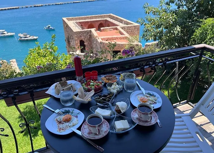 Villa Escape To History In A Stunning Stone House With Garden And Sea View In The Heart Of *