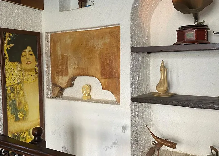 Villa Escape To History In A Stunning Stone House With Garden And Sea View In The Heart Of